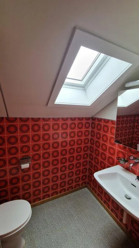 Freistehendes 5.0-Zimmer-Einfamilienhaus mit sanierter Gebäudehülle... – Foto 11 von 17