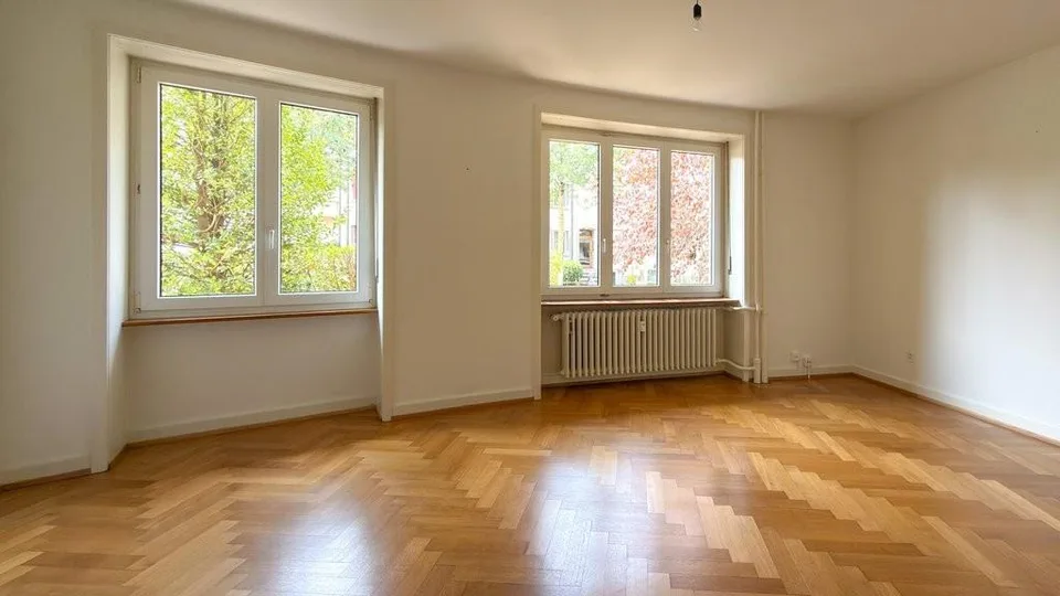2-Zimmerwohnung mit Fischgratparkett im Bachlettenquartier