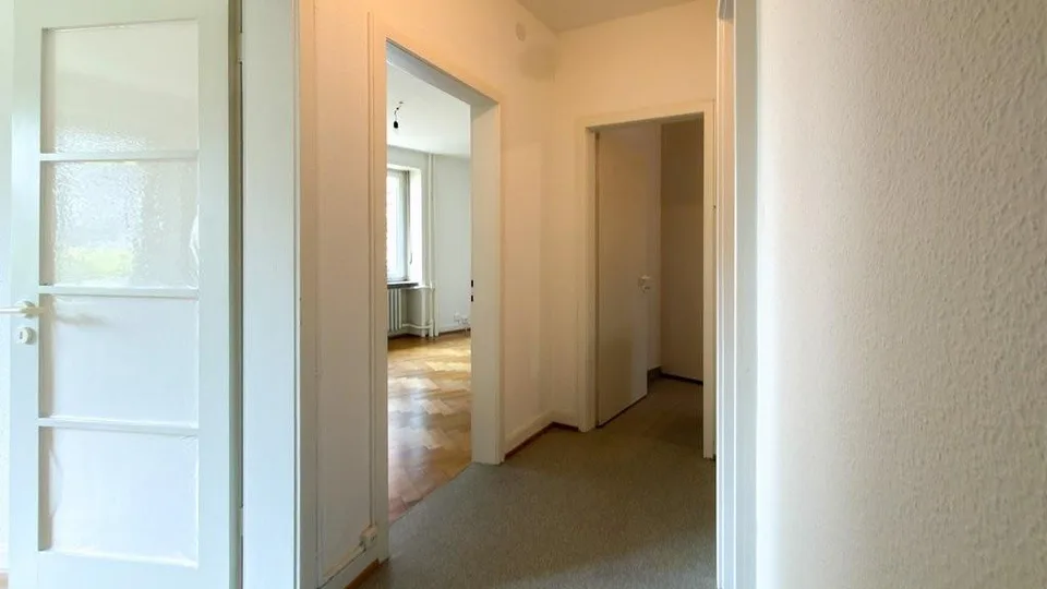 2-Zimmerwohnung mit Fischgratparkett im Bachlettenquartier