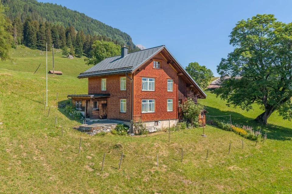 6.5-Zi-Ferienhaus an idyllischer Panoramalage