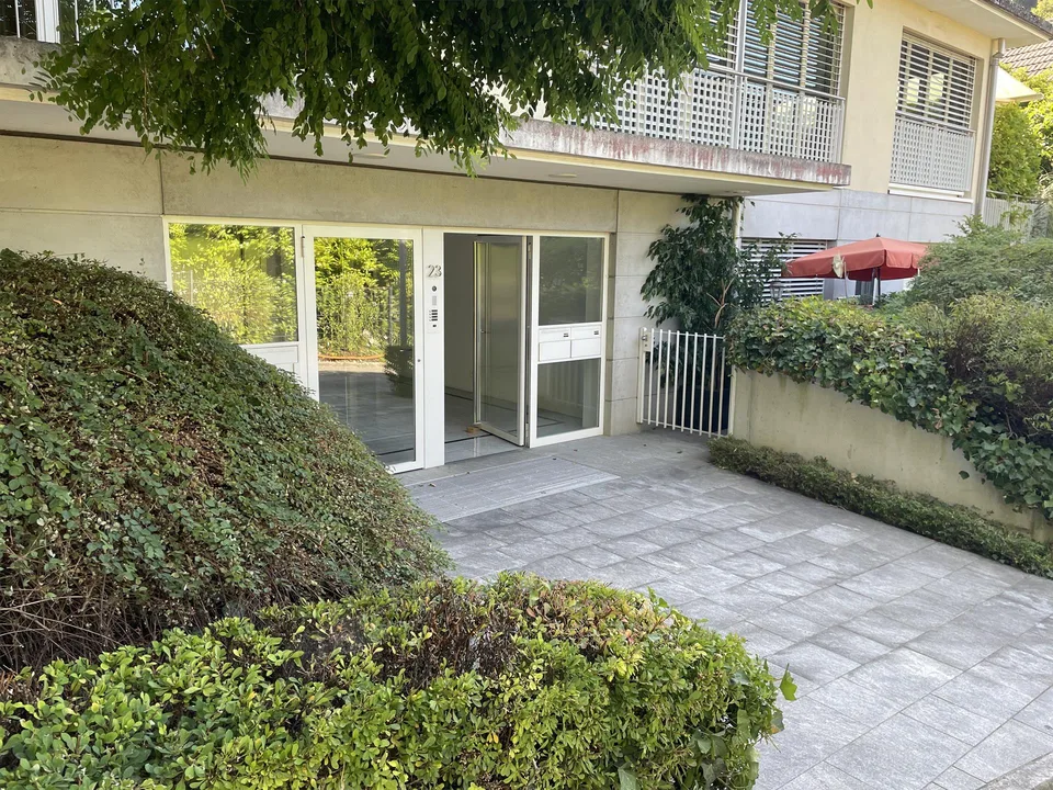 5 1/2-Zimmer Eigentumswohnung an gesuchter Lage in Riehen