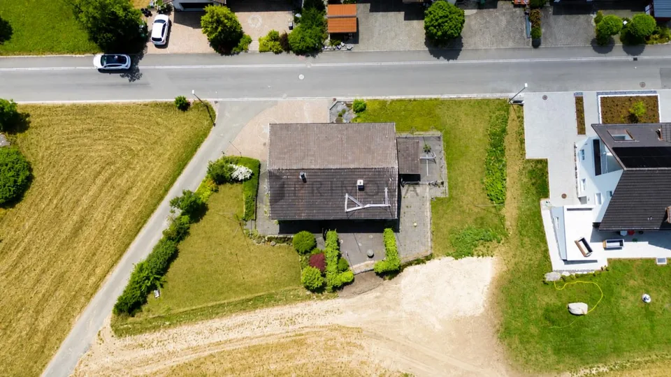 Sofort starten: Bewilligtes Neubauprojekt für fünf moderne Wohneinh...