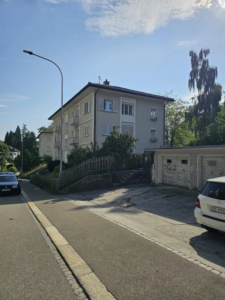 Ruhige und bevorzugte Wohnlage: 4.5 Zi. Wohnung