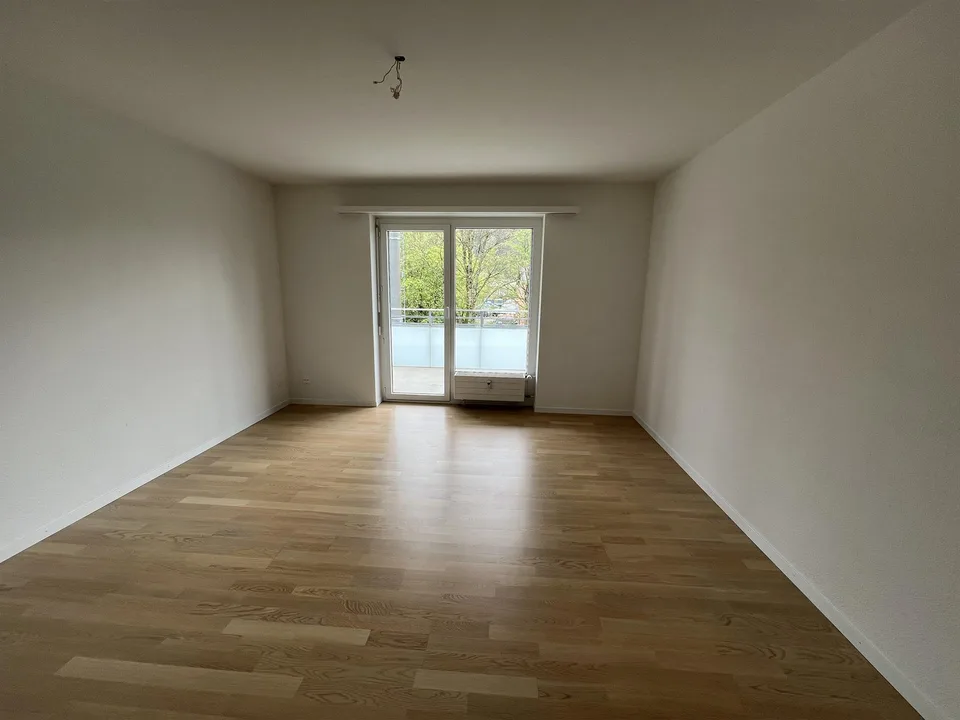 4-Zimmerwohnung im 2. Obergeschoss rechts