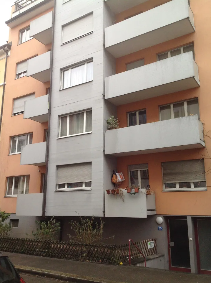 Helle zentrale 2-Zimmerwohnung im St. Johann mit Balkon