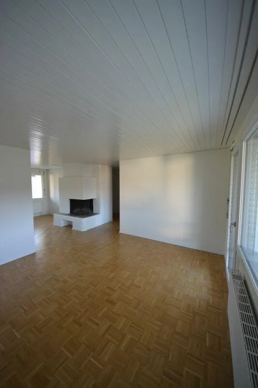 Familienfreundliche 4.5 Zimmerwohnung im Grünen