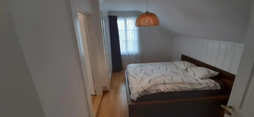 Charmante 3.5 Zimmerwohnung in 130 jährigen Haus