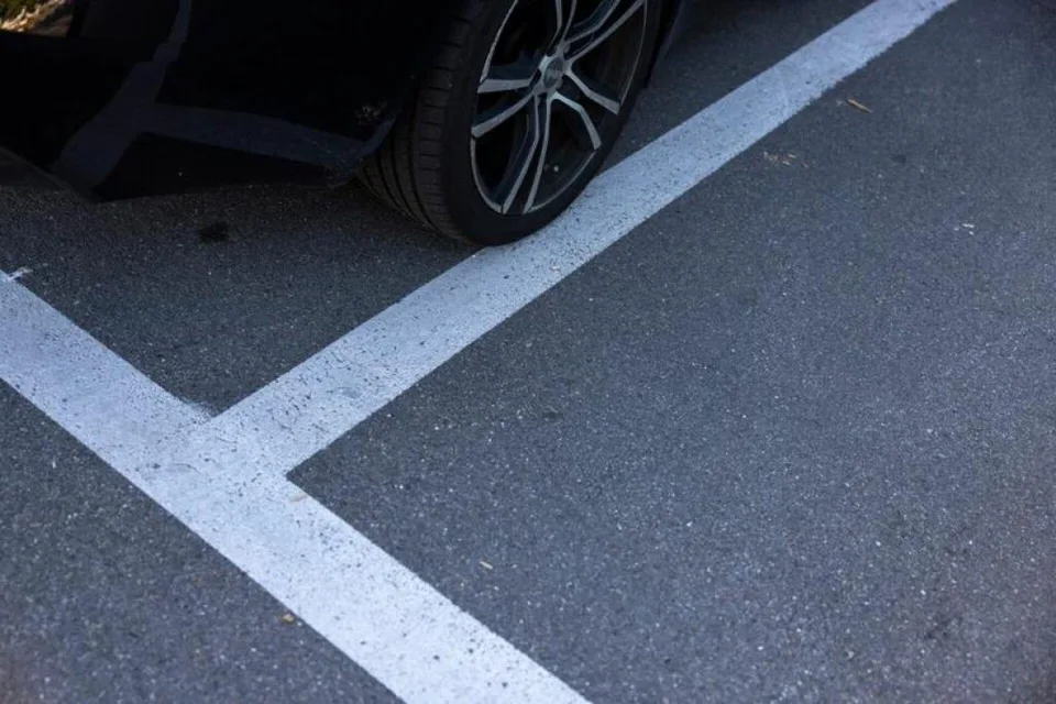 Parkplatz am Bahnhof Embrach-Rorbas zu vermieten
