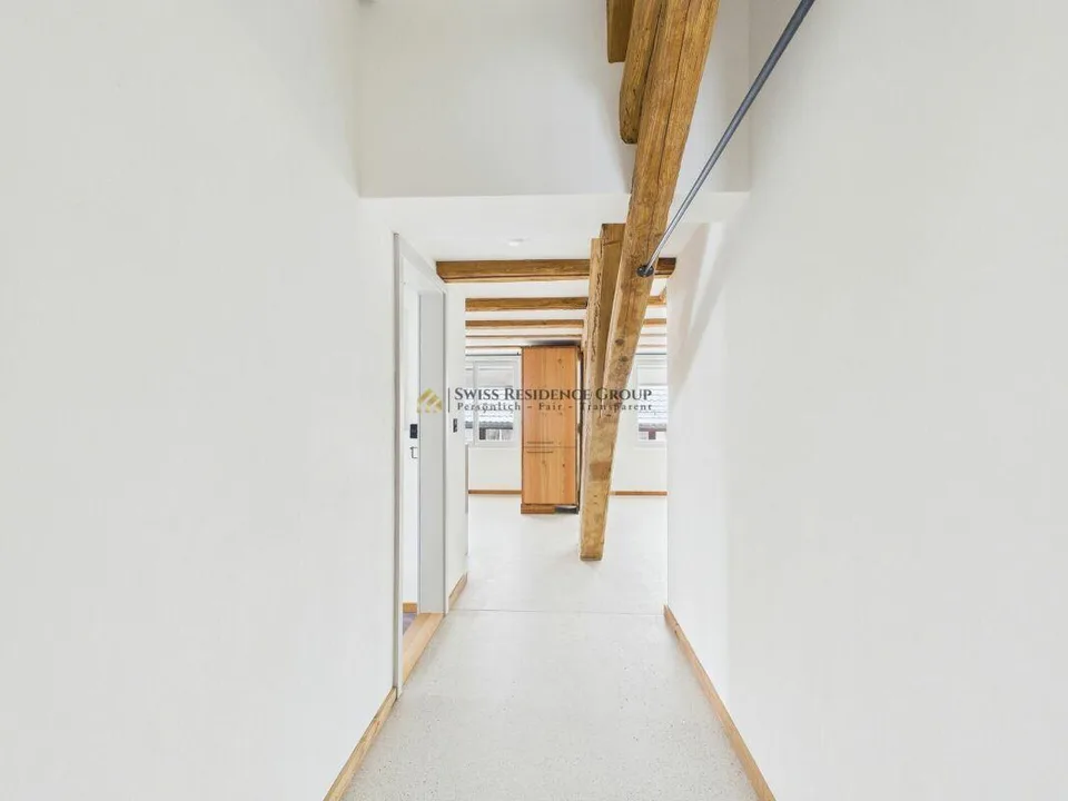 Una casa con storia e futuro - Luce e tranquillità a Oetwil sul Limmat
