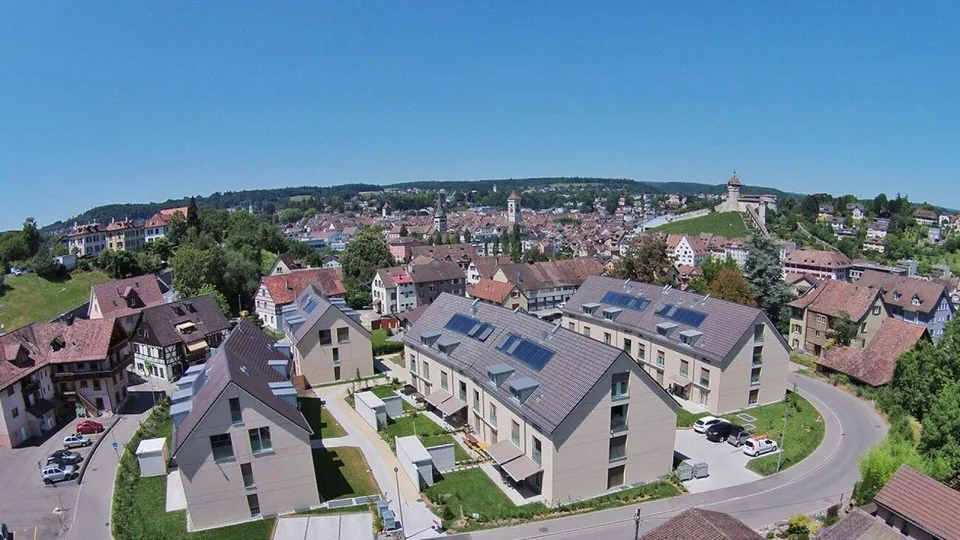 Einstellhallen Parkplatz in Feuerthalen