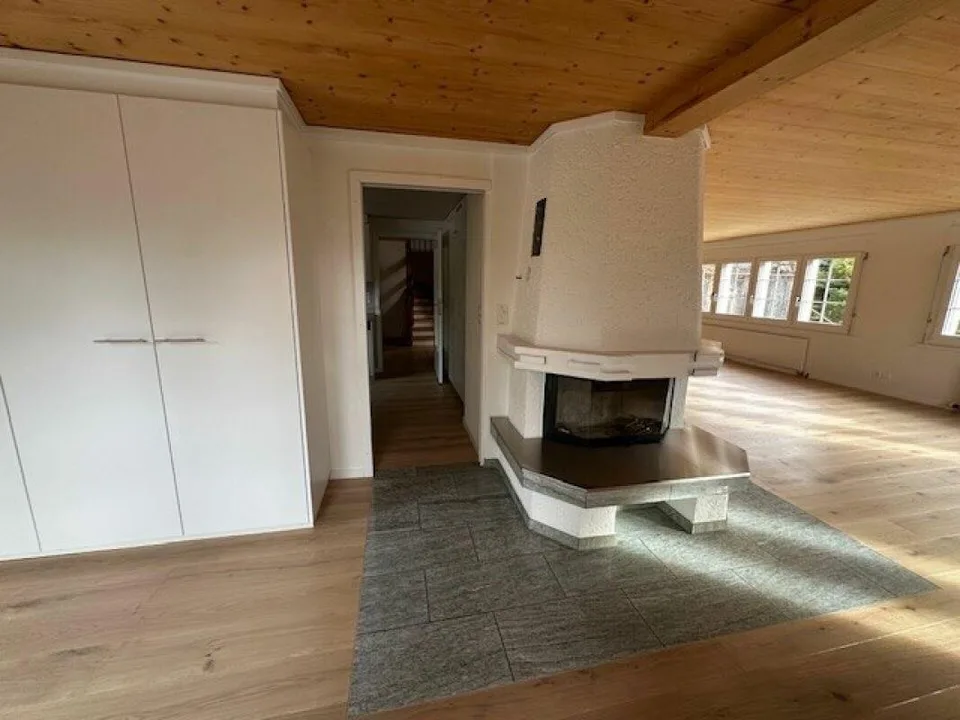 Grosszügiges Einfamilienhaus mit Gartenparadies, Sauna & Schwimmteich – Foto 9 von 30