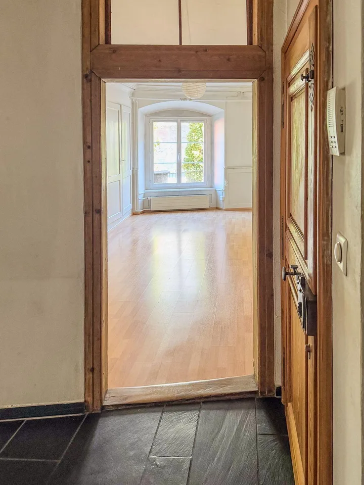 Schöne, helle 2.5 Zimmer Wohnung zu Vermieten