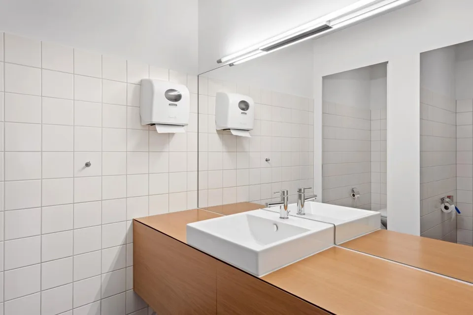 Repräsentative Büro- Praxisräume, St. Leonhardspark – photo 14 sur 21