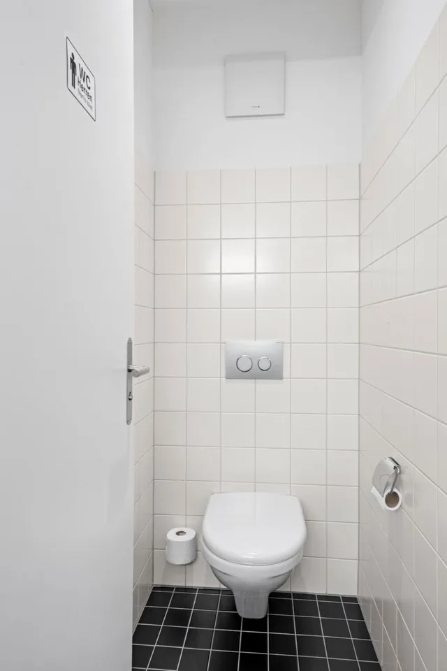 Repräsentative Büro- Praxisräume, St. Leonhardspark – photo 16 sur 21