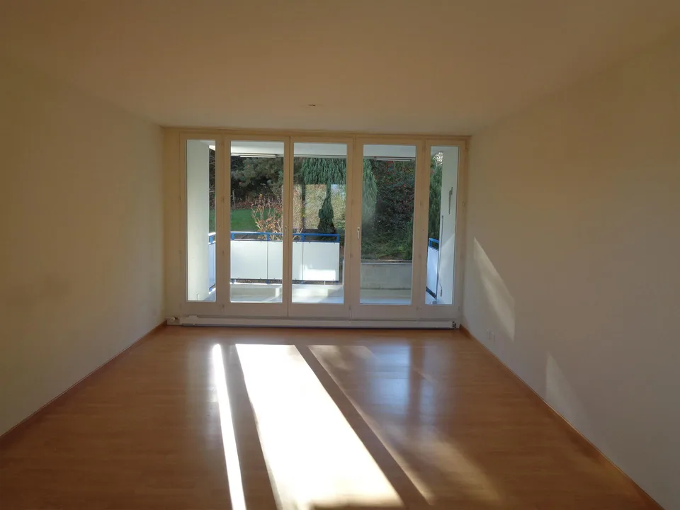 2.5 Zimmer-Parterre-Wohnung