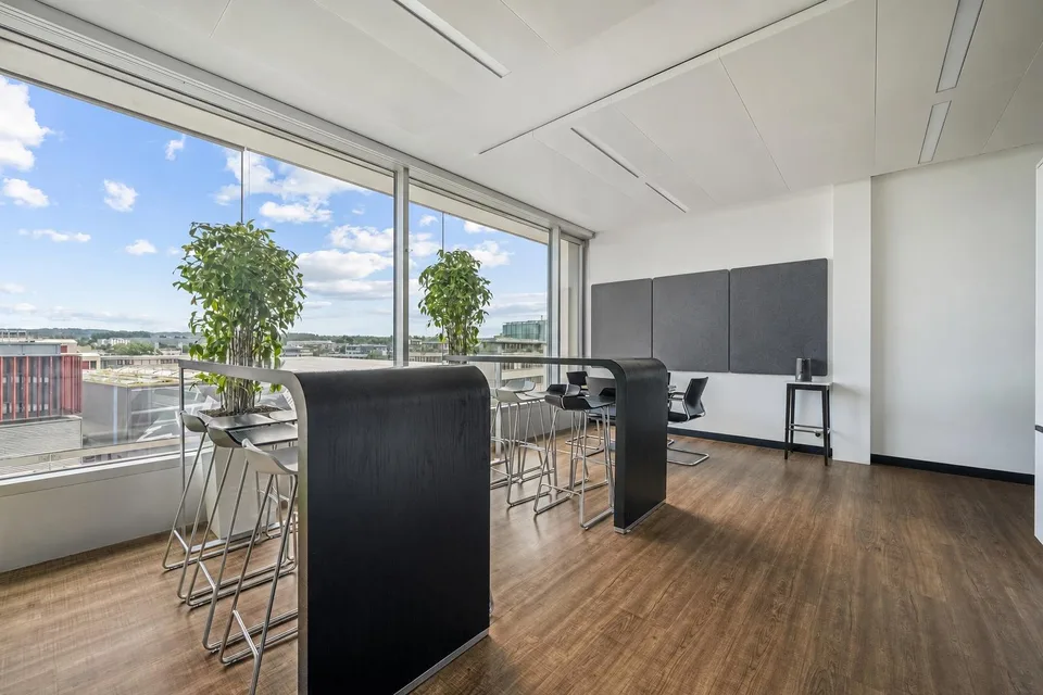 Hochwertige Bürofläche für Unternehmen mit Anspruch – photo 8 sur 12