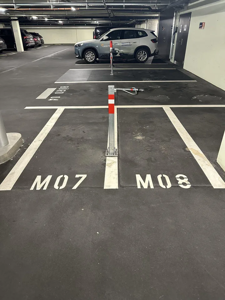Motorradparkplätze in der Europaallee zu vermieten