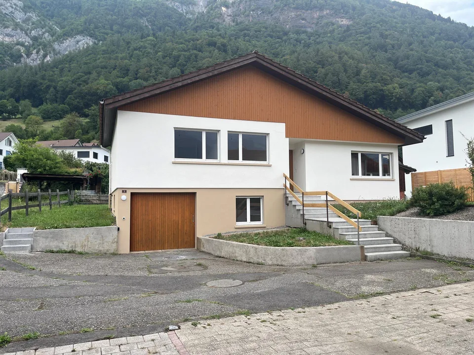 Frisch renoviertes EFH an ruhiger Lage zu vermieten