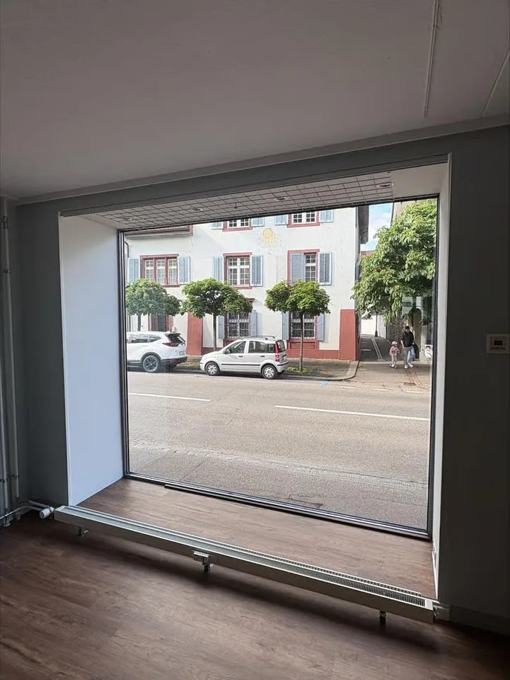 Ladenlokal / Gewerbeflaeche an der Hauptstrasse in Sissach