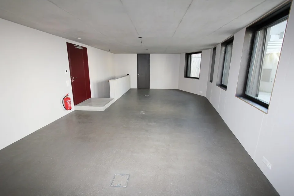 Gewerberaum in architektonisch eindrucksvoller Liegenschaft