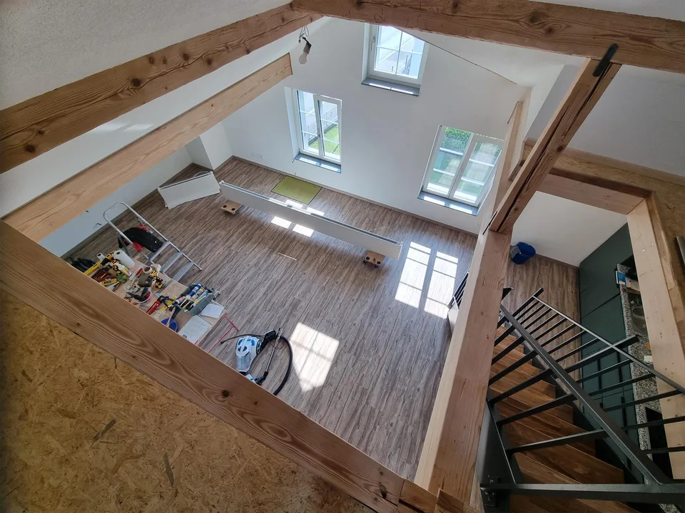 Charmante und neu renovierte 2,5 Zimmer Wohnung im Zentru von Bauma