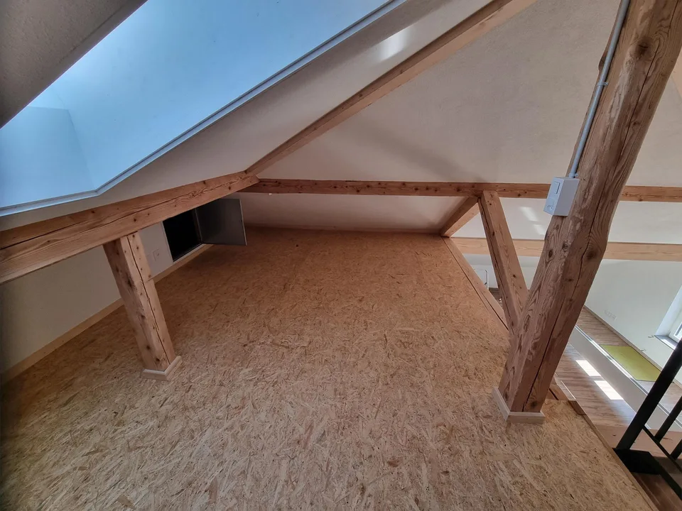 Charmante und neu renovierte 2,5 Zimmer Wohnung im Zentru von Bauma