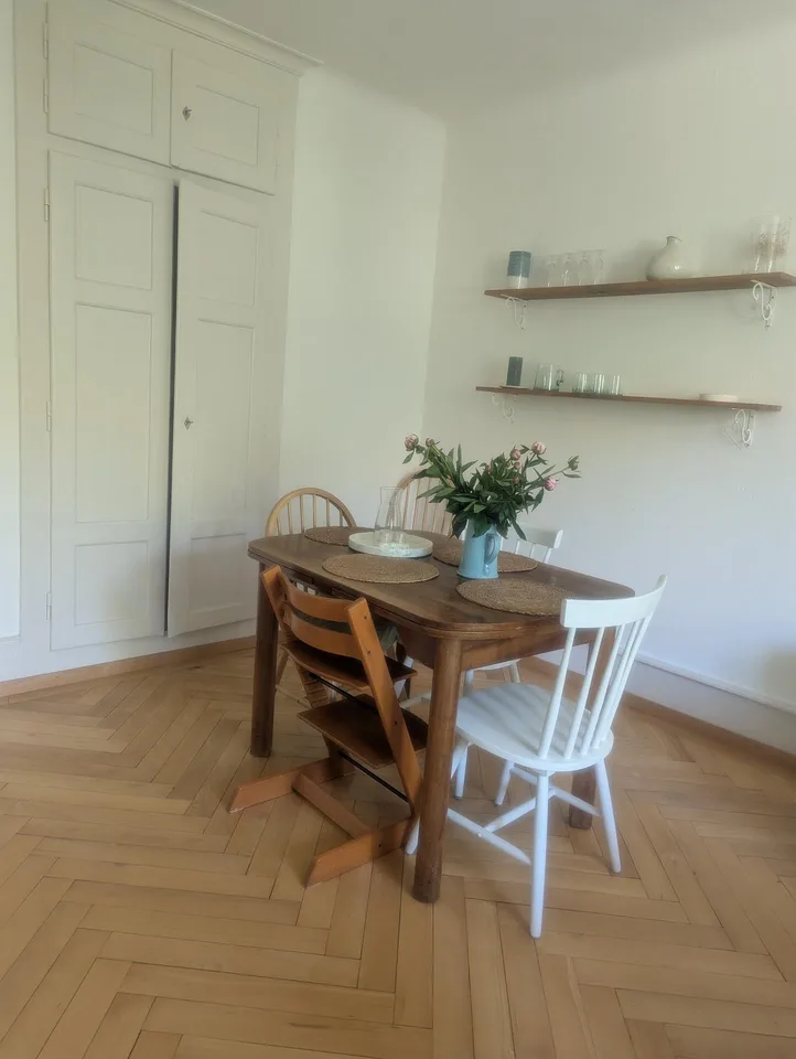 Grosse und helle Wohnung zur Zwischenmiete 10/26 - 02/27