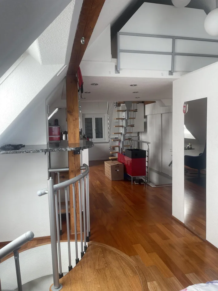 2.5 Zimmer-Maisonette-Dachwohnung mit herrlicher Aussicht