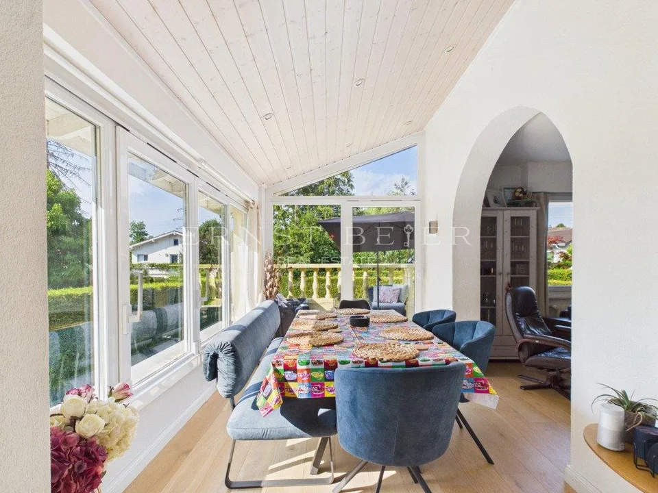 Spacieuse maison familiale avec jardin, terrasses à Founex