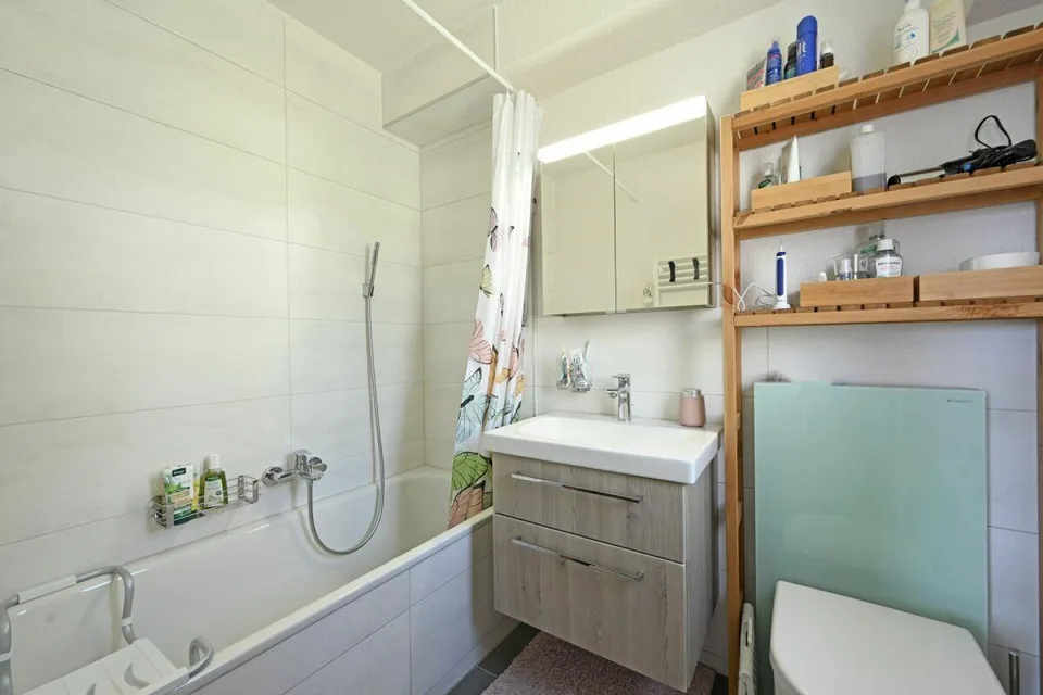 4.5-room attic apartment with a far-reaching view and large terrace – photo 8 of 11