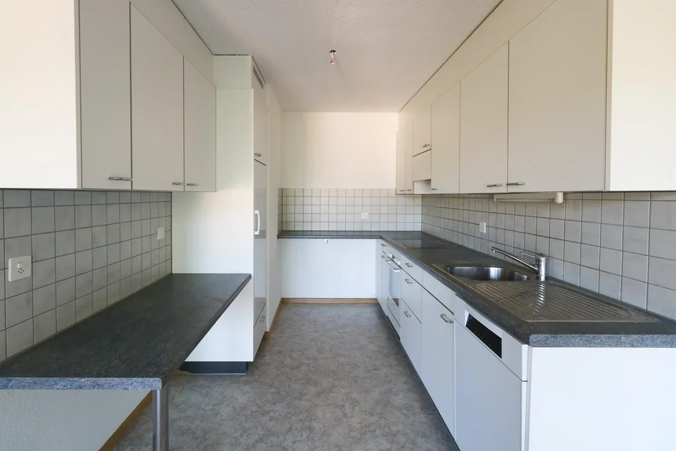 Ruhige 4.5-Zimmer-Wohnung im Grünen / App. calme de 4.5 pièces – photo 7 sur 8