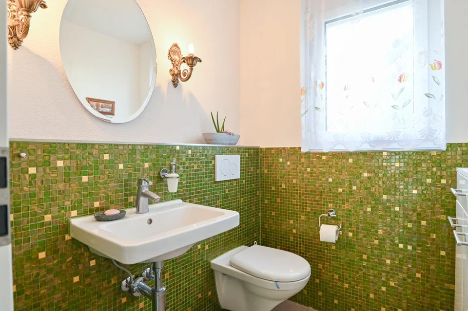 Bank-approved, like-new house to fall in love with, optimal family base – photo 7 of 15