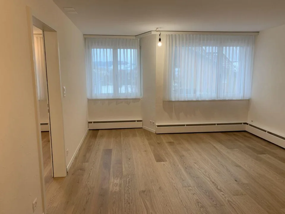 neuwertige 2-Zimmer-Einliegerwohnung an erhöhter Lage