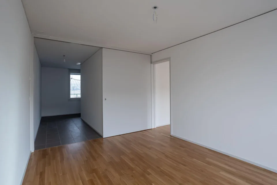 Grosszügige 2.0-Zimmerwohnung 06.16 in Altstetten