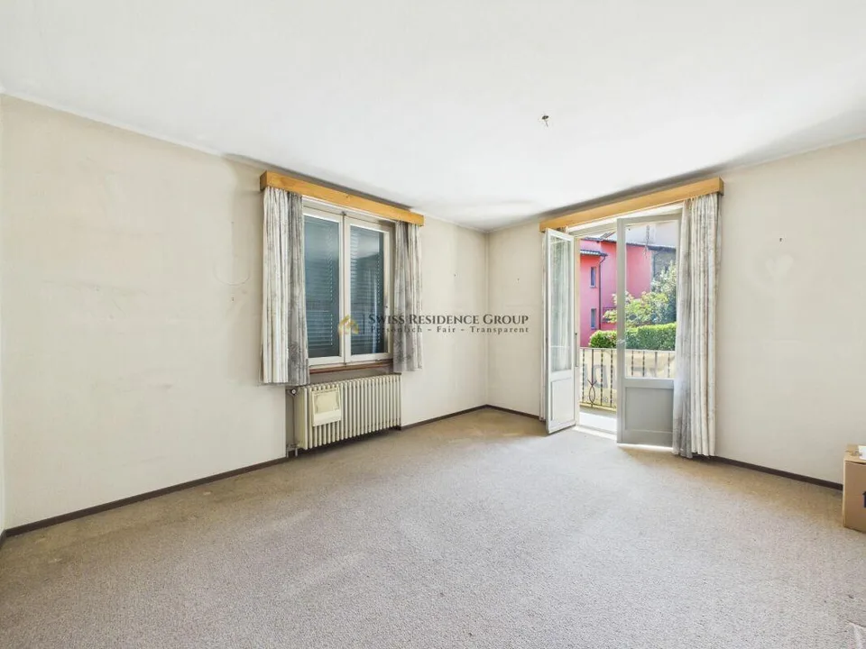 Casa unifamiliare di 7 locali con ufficio, ampio giardino e importa... – foto 10 di 22