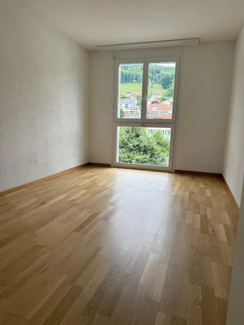 Helle 4.5-Zimmer-Wohnung mit Balkon und schöner Aussicht in Toffen – Foto 6 von 14