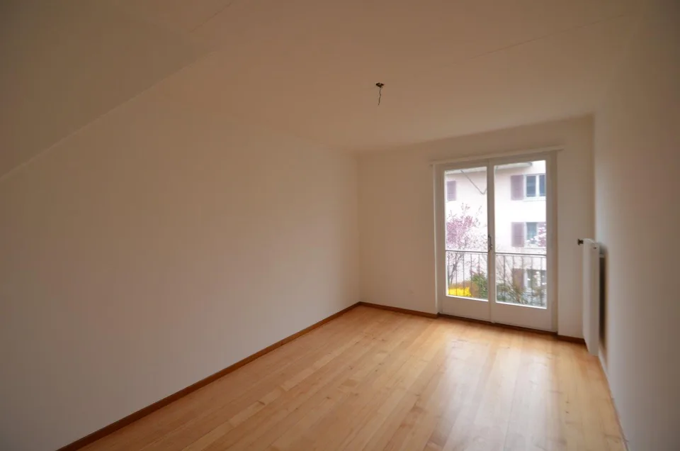 Charmantes 4-Zimmer-Doppeleinfamilienhaus mit sonnigem Garten in ru...