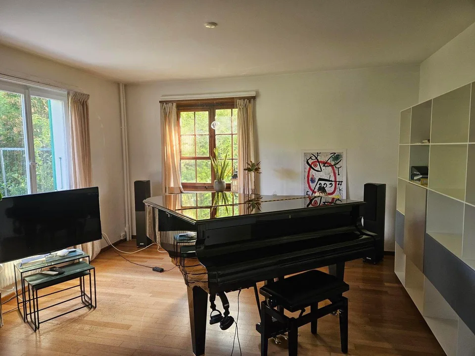 Charmantes 4-Zimmer-Doppeleinfamilienhaus mit sonnigem Garten in ru...