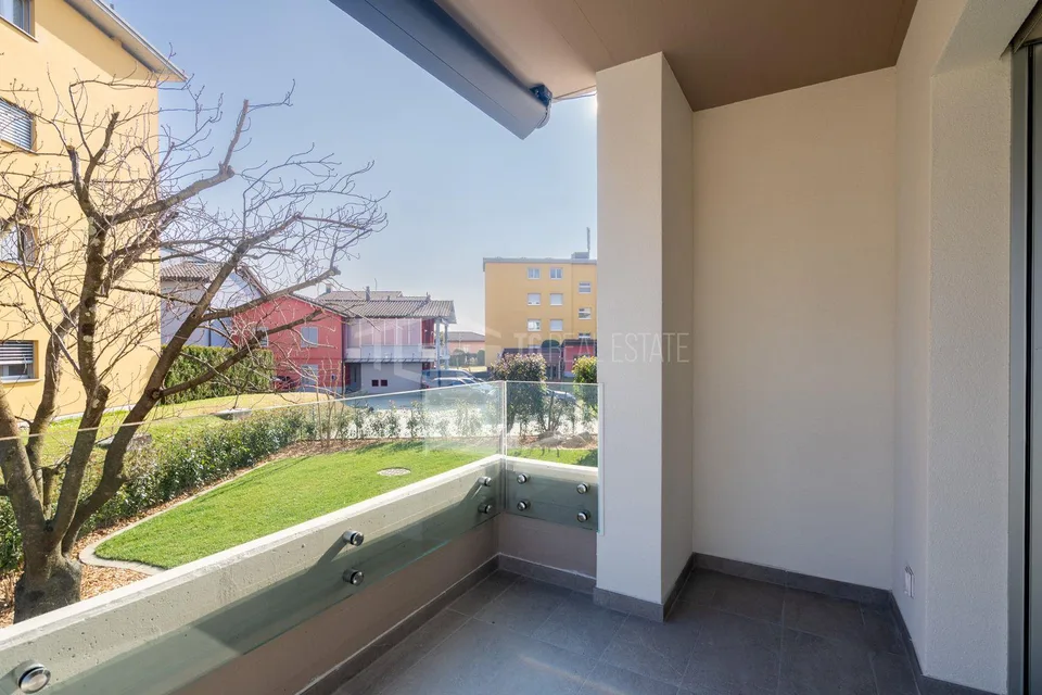 LUMINOSO 4.5 LOCALI CON GIARDINO | BRIGHT 4.5 ROOMS WITH GARDEN | L... – foto 11 di 18