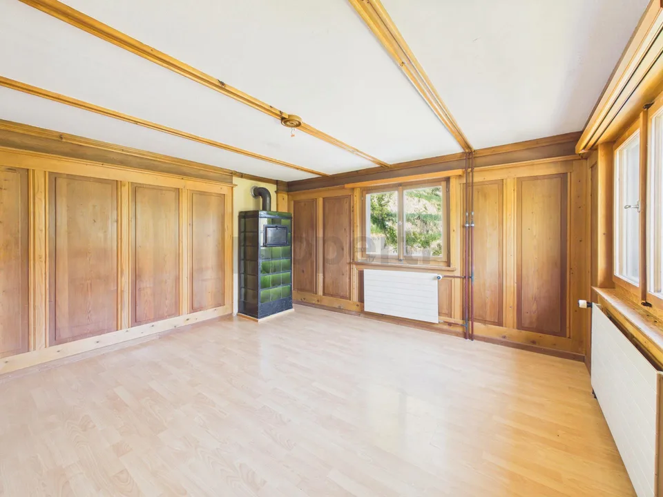 Grosszügiges 9 Zimmer-Haus mit vielseitigem Gestaltungsspielraum in...