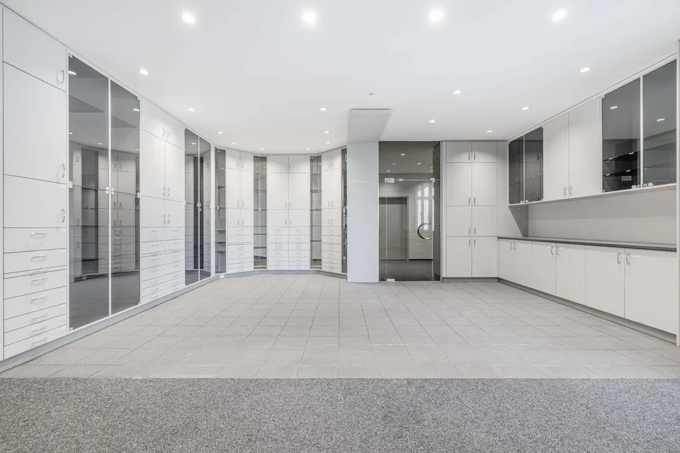 Raum für Ideen: 47 m² Bürofläche im Herzen von Winkeln, St. Gallen