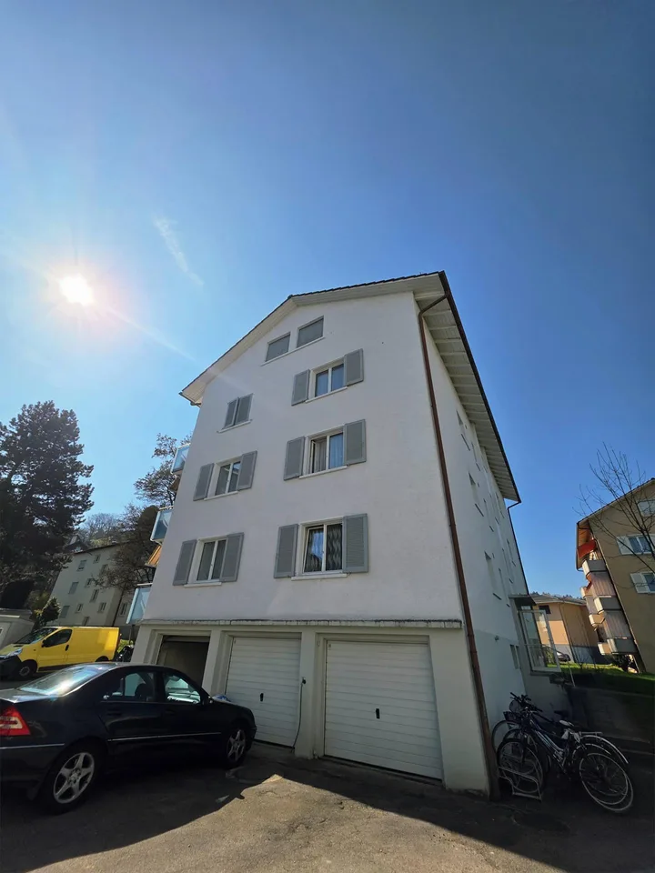 Zentrales Wohnglück: Moderne 2.5-Zimmerwohnung in St. Margreth
