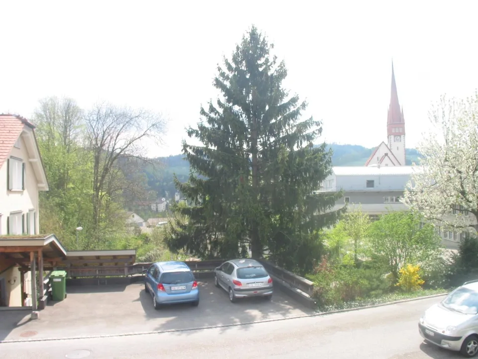 2-Zimmerwohnung 1. OG an ruhiger und zentraler Lage