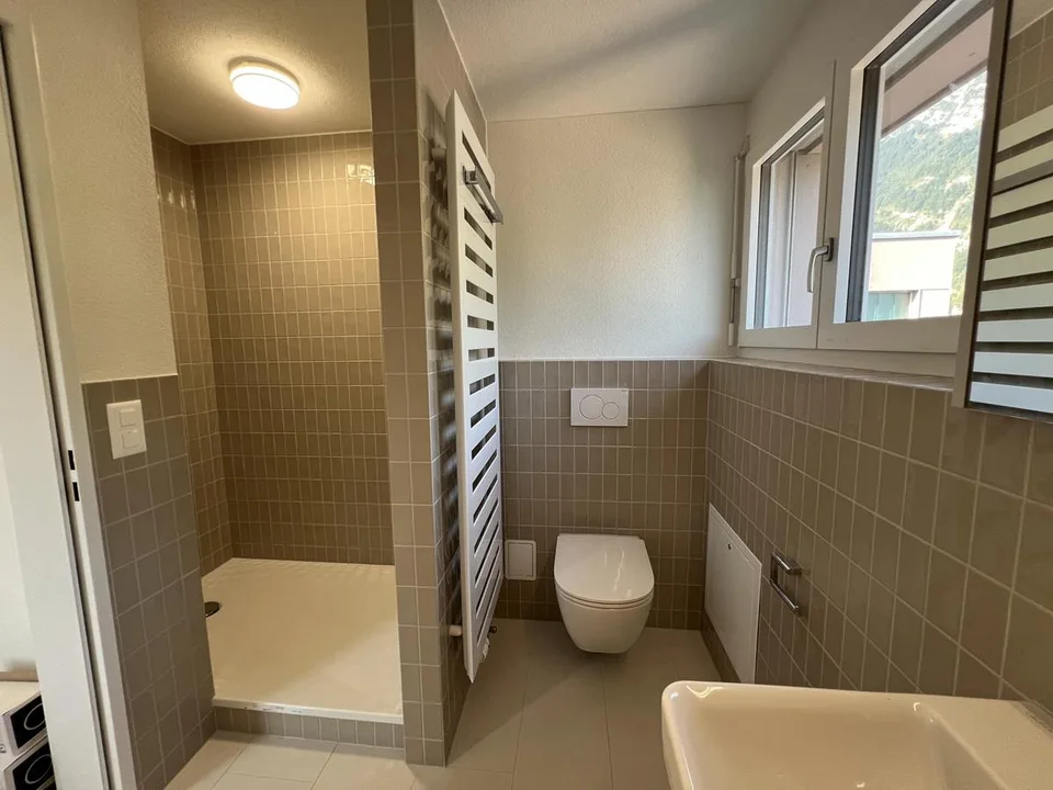 Komplett sanierte 3.5-Zimmerwohnung mit herrlicher Aussicht – Foto 7 von 10