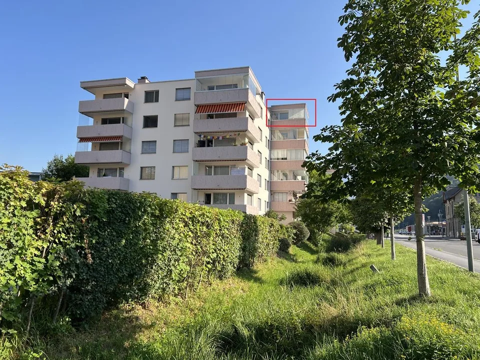 Komplett sanierte 3.5-Zimmerwohnung mit herrlicher Aussicht