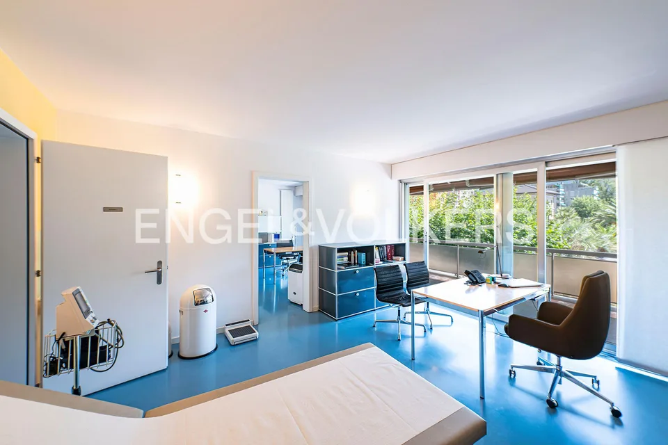 Medical practice in top location (17)