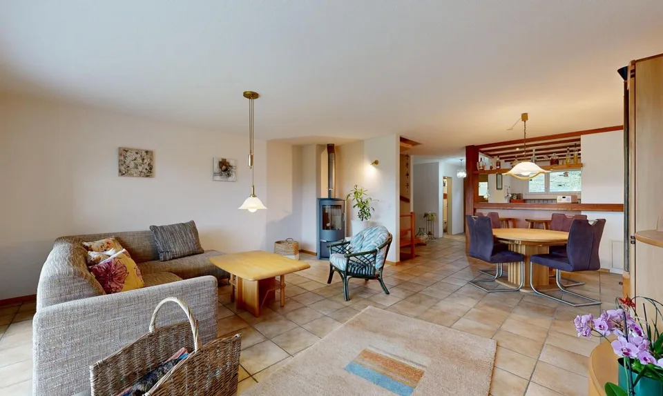 Charmantes 4.5-Zimmer Einfamilienhaus mit ausgebautem Dachstock