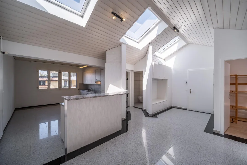 Grosszügige 5.5 Zimmer Wohnung mit Terrasse
