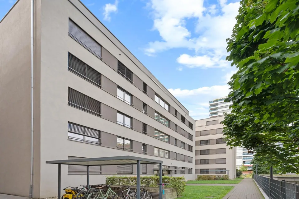Attraktive 3.5 Attikawohnung in der Nähe der Birs