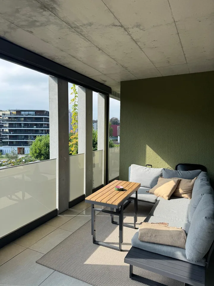 Moderne 4.5-Zimmer-Neubauwohnung mit seitlichem Seeblick in Arbon